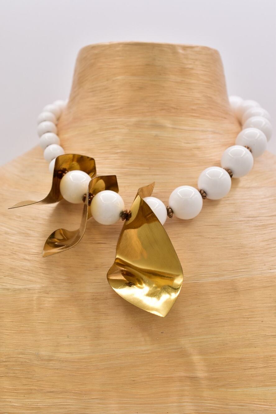 Vintage White Beaded Abstract Sculptural Dangle Statement Necklace Signed BinBH